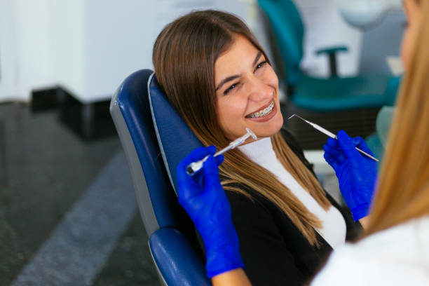 Best Tooth Extraction  in Golden Gate, FL
